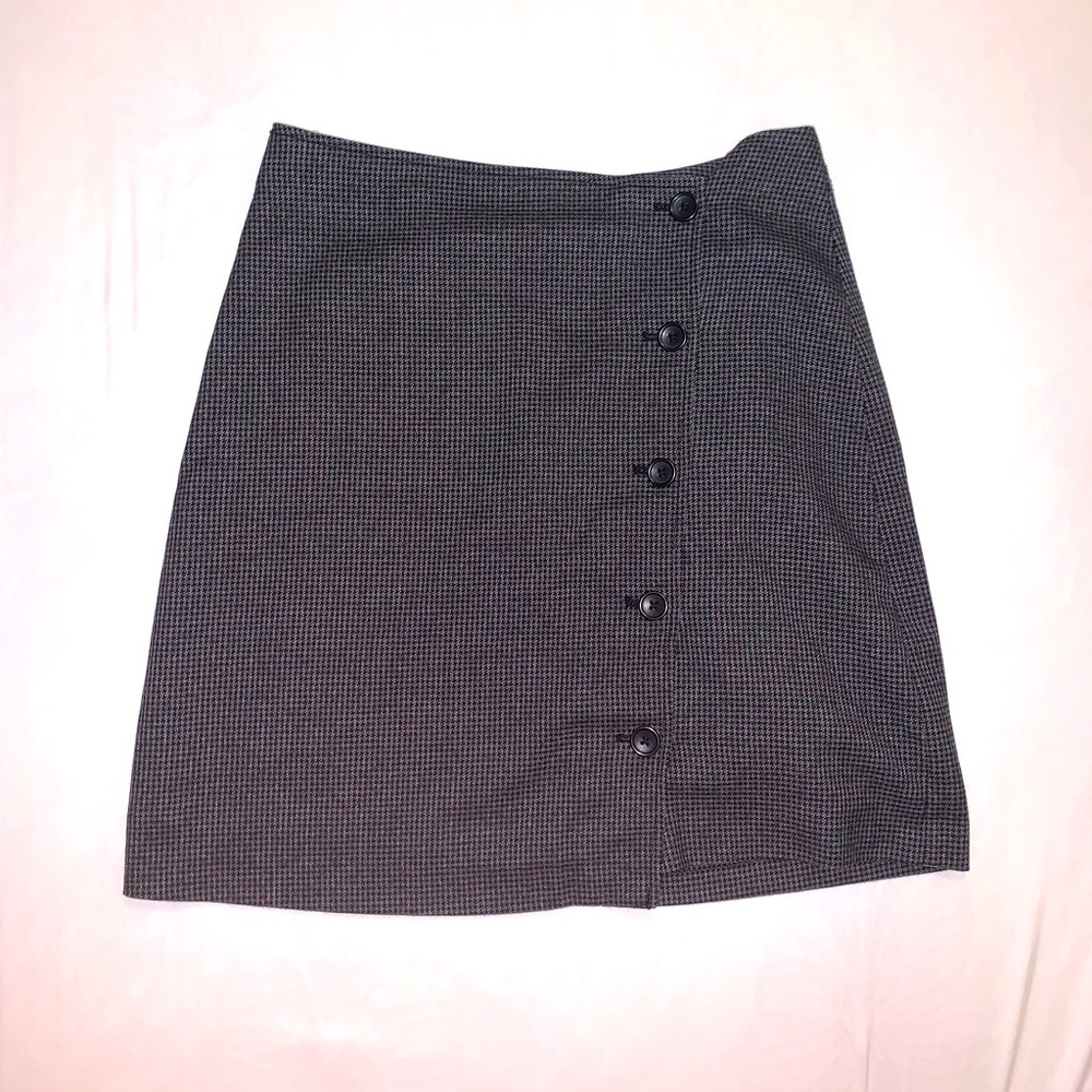 Banana Republic Side Button Skirt